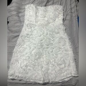 Seflie Leslie white dress